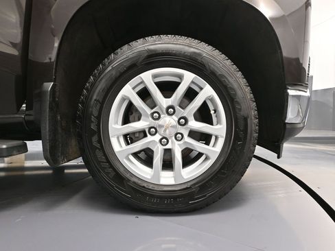 Used 2019 Chevrolet Silverado 1500 LTZ image 17