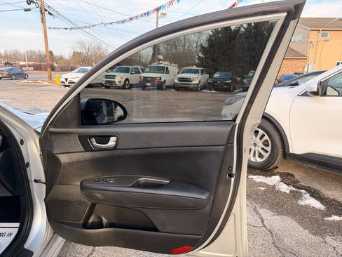 Used 2020 Kia Optima LX image 19