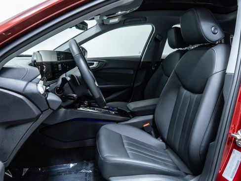 Used 2025 Audi A5 2.0T Premium w/ Convenience Package image 6