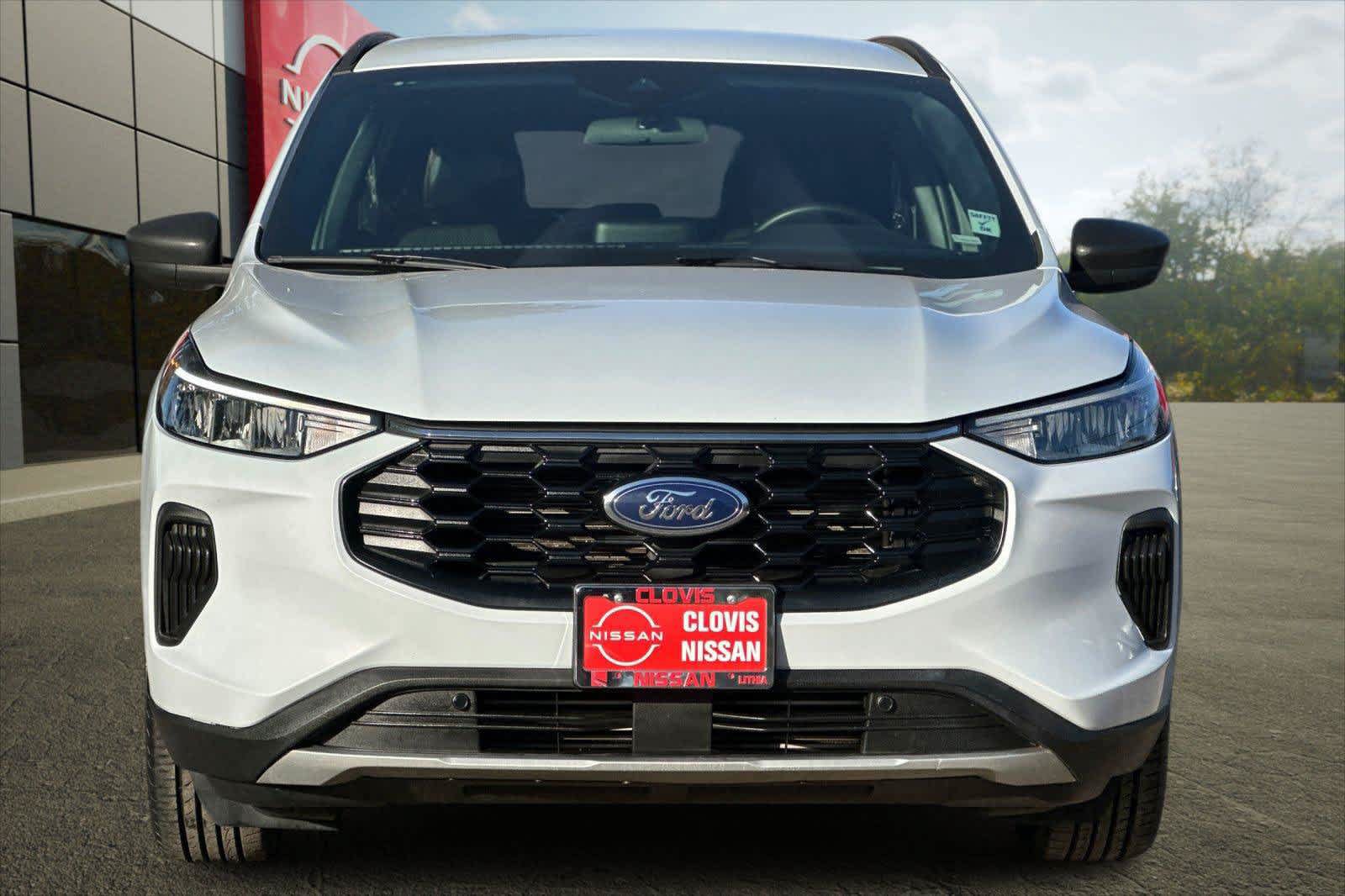 Used 2025 Ford Escape ST-Line FWD image 10
