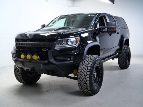 Used 2022 Chevrolet Colorado ZR2 AWD/4WD image 11