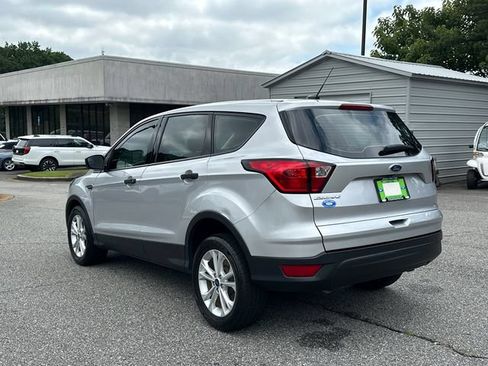 Certified 2019 Ford Escape S FWD image 5
