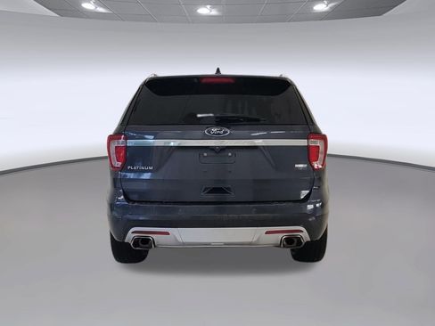 Used 2017 Ford Explorer Platinum AWD/4WD image 8