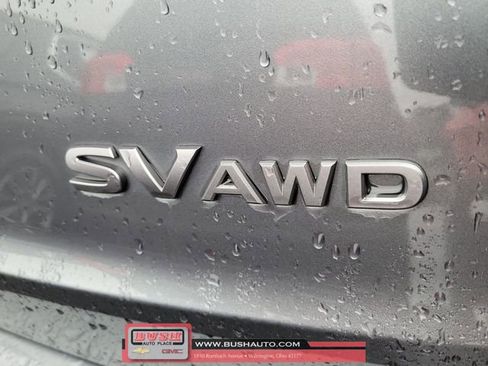 Used 2024 Nissan Rogue SV image 8