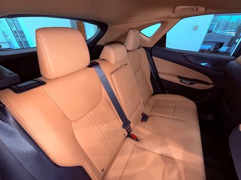 Certified 2025 Lexus NX 250 FWD w/ Towing Package (2000 Lbs) image 15