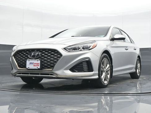 Used 2019 Hyundai Sonata SEL w/ Tech Package 02 image 16