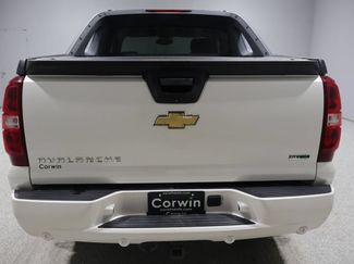 Used 2010 Chevrolet Avalanche LTZ AWD/4WD video 3