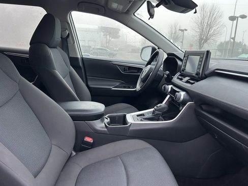 Certified 2022 Toyota RAV4 LE image 16
