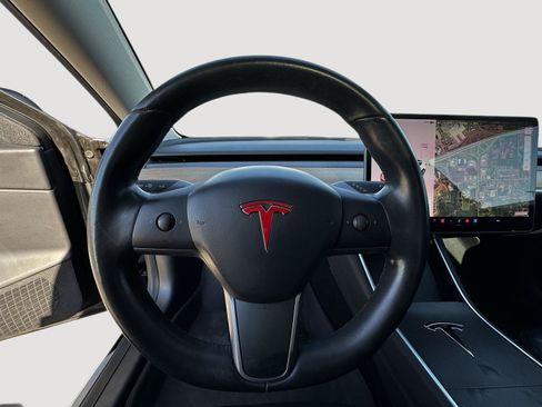 Used 2019 Tesla Model 3 Standard Range Plus RWD image 13