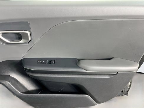 Used 2025 Kia K4 FWD image 28