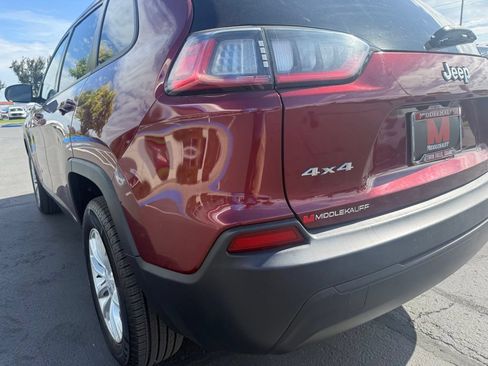 Used 2020 Jeep Cherokee Latitude AWD/4WD image 12