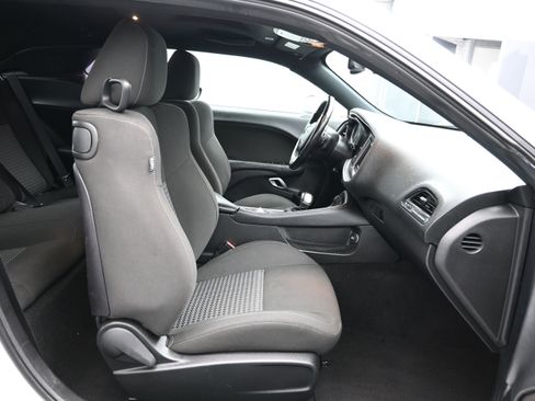 Used 2020 Dodge Challenger GT RWD image 13