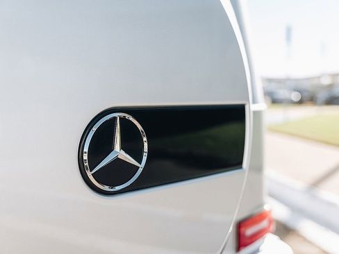 Used 2025 Mercedes-Benz G 550 w/ Manufactur Interior Package image 30