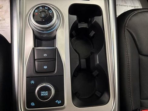 Used 2023 Ford Explorer Limited w/ Limited Technology Package AWD/4WD image 27