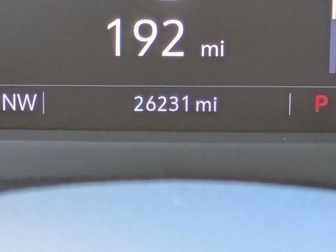 Certified 2023 Cadillac XT4 Luxury w/ Cold Weather Package image 35