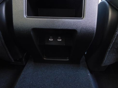 New 2025 Mitsubishi Outlander SE image 41