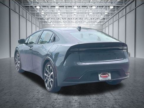 Used 2023 Toyota Prius Prime FWD image 8