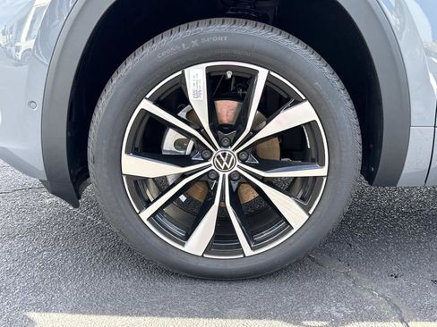 New 2026 Volkswagen Atlas Cross Sport SEL Premium R-Line image 10