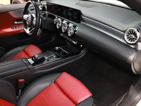 Used 2021 Mercedes-Benz CLA 250 w/ AMG Line image 20