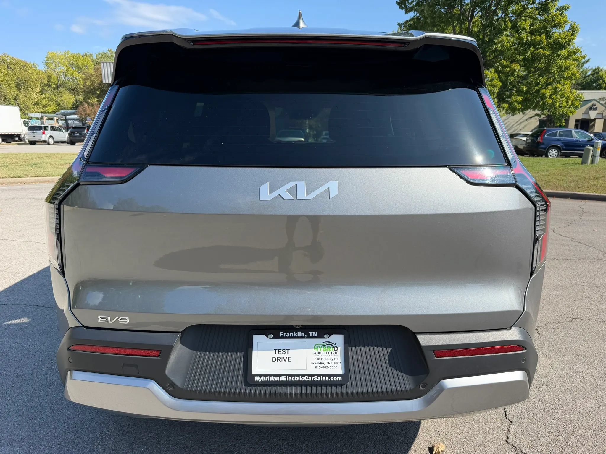 Used 2024 Kia EV9 Light Long Range RWD image 9