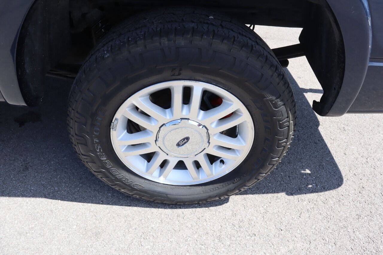 Used 2014 Ford F150 Lariat w/ Equipment Group 501A Mid RWD image 41