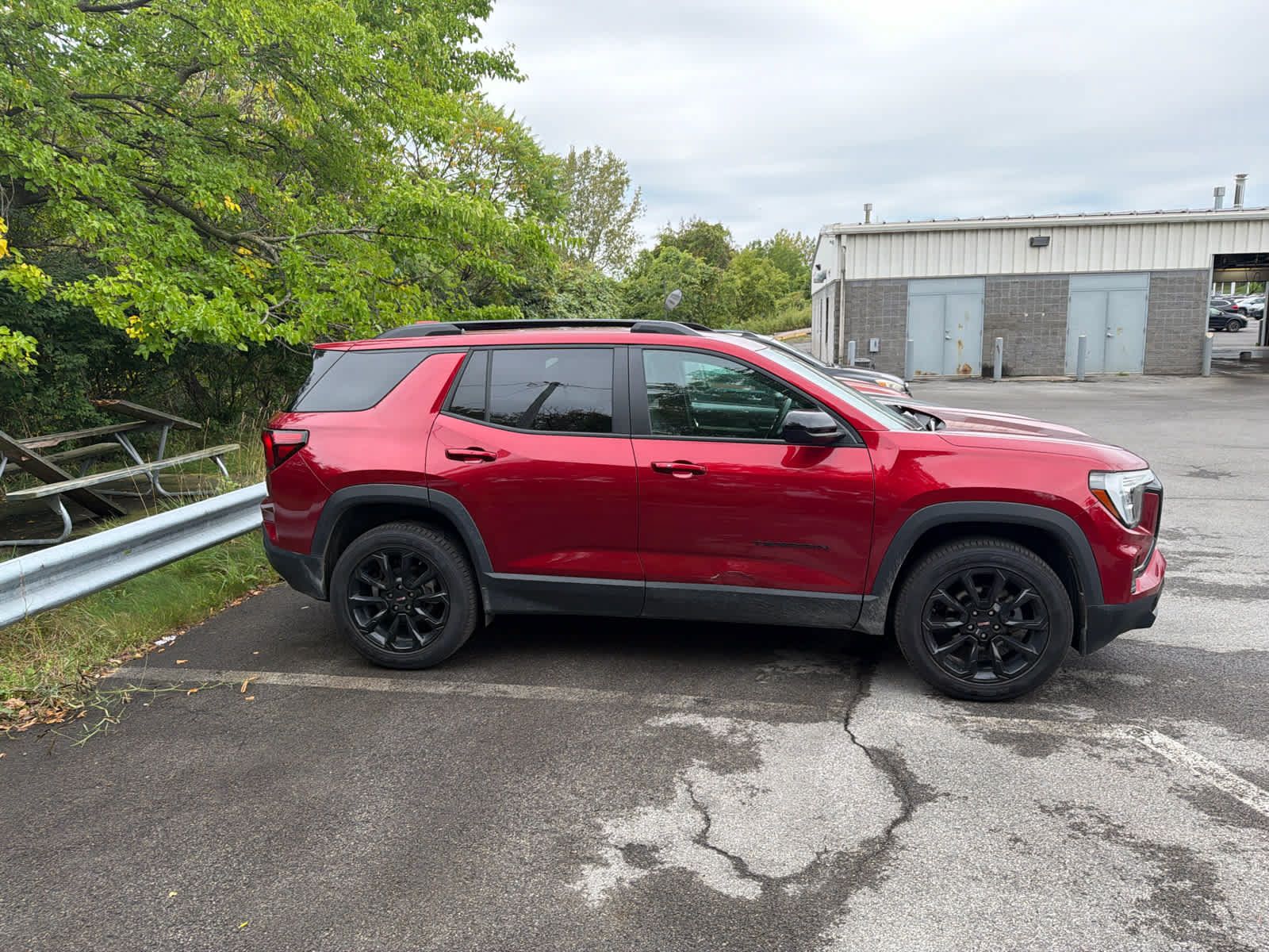 Used 2025 GMC Terrain Elevation w/ Black Edition AWD/4WD image 20