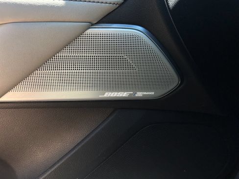 Used 2017 INFINITI Q60 3.0t RWD image 9