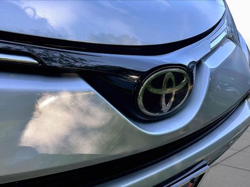 Used 2016 Toyota RAV4 Limited AWD/4WD image 58