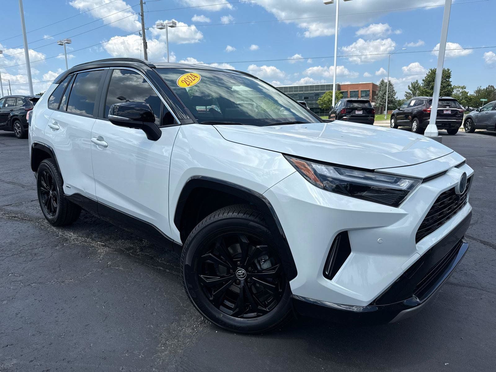 Used 2024 Toyota RAV4 XSE w/ Advanced Technology Package AWD/4WD image 2