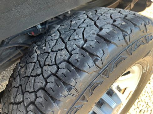 Used 2018 Chevrolet Express 3500 3500 3dr Cargo Van w/ Driver Convenience Package image 20