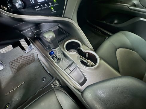 Used 2024 Toyota Camry LE w/ Convenience Package FWD image 22