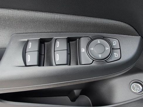 New 2026 Buick Envista Avenir FWD image 16