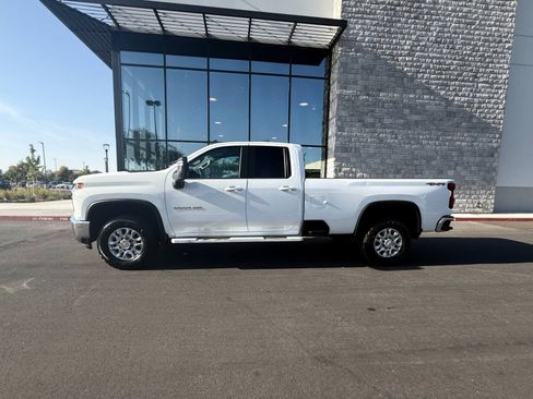 Used 2020 Chevrolet Silverado 3500 LT w/ All Star Edition AWD/4WD image 12