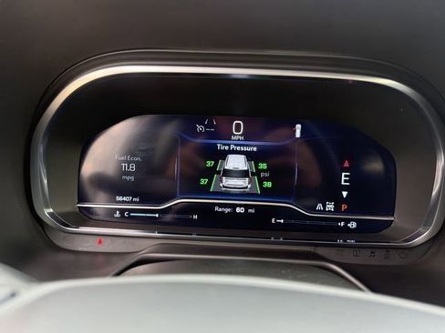 Used 2024 Chevrolet Suburban LT image 19