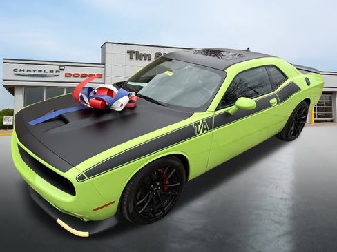 Used 2023 Dodge Challenger R/T w/ T/A Package image 48