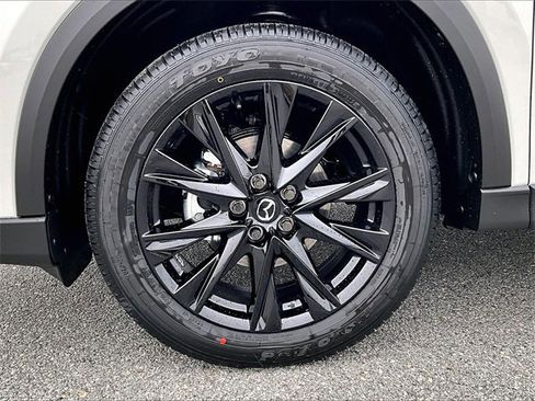 New 2025 MAZDA CX-5 Carbon Edition image 7