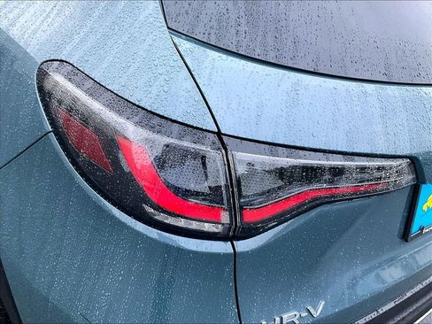 Certified 2024 Honda HR-V Sport image 33