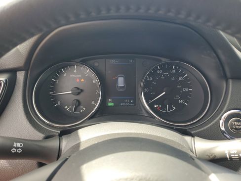 Certified 2020 Nissan Rogue SV w/ Premium Package image 21