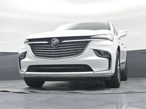 Used 2024 Buick Enclave Premium image 47