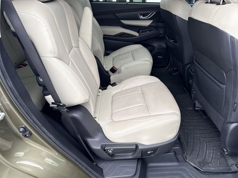Certified 2023 Subaru Ascent Limited w/ Technology Package image 37