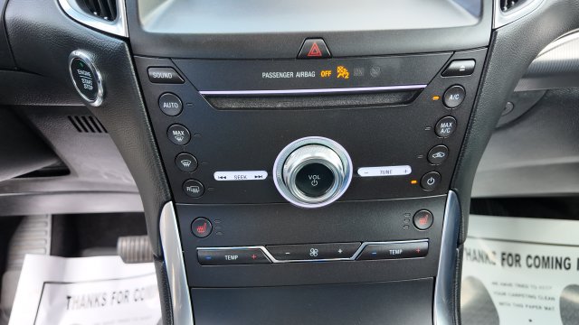 Used 2019 Ford Edge Titanium w/ Cold Weather Package AWD/4WD image 19