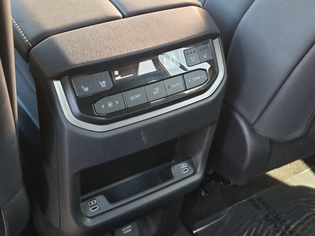 Used 2025 Lexus TX 500h AWD w/ Technology Package image 29
