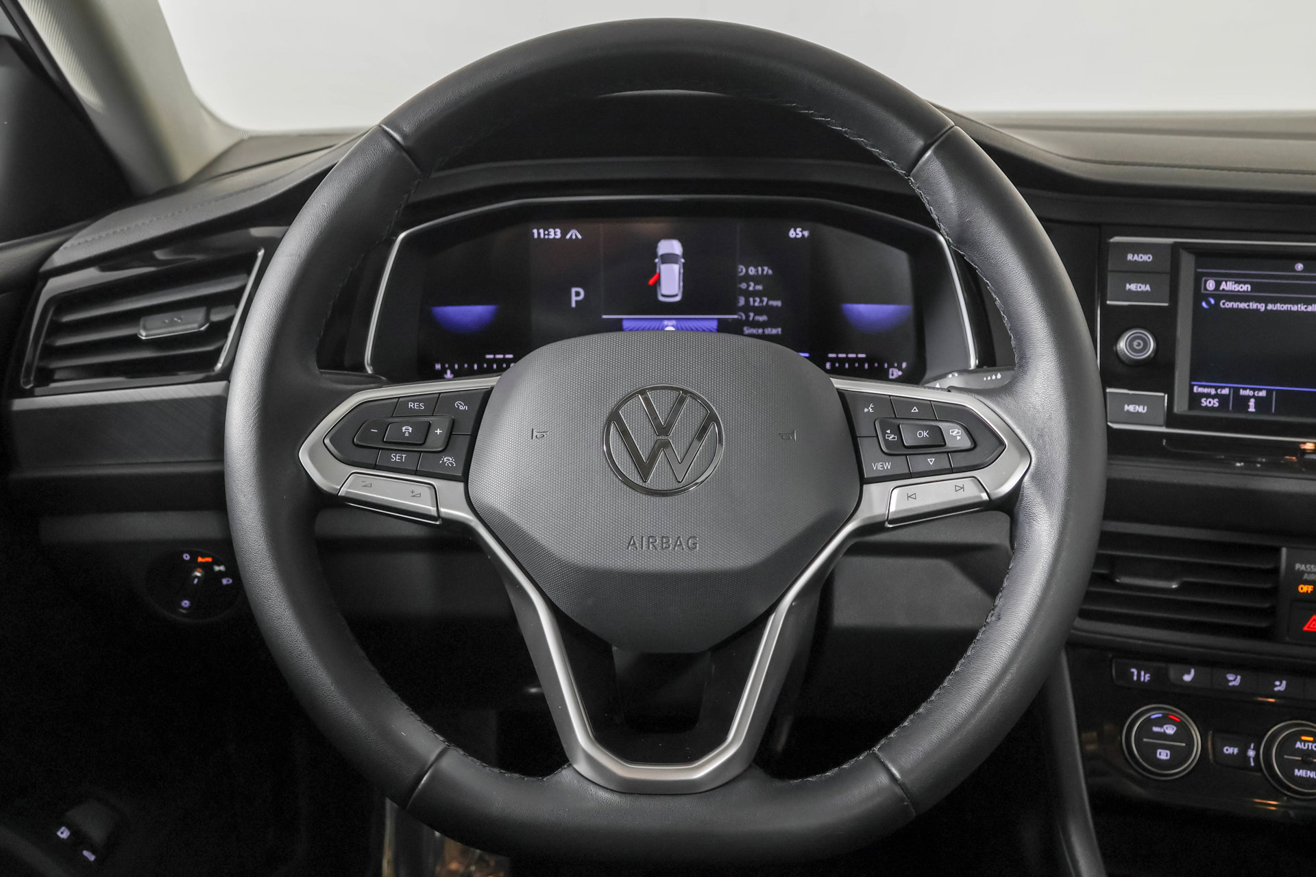 Used 2023 Volkswagen Jetta SE FWD image 26