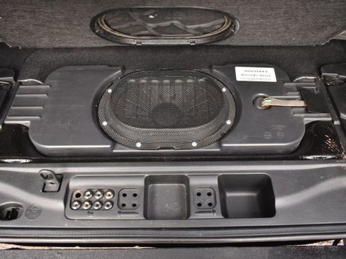 Used 2015 Jeep Wrangler Unlimited Willys image 29