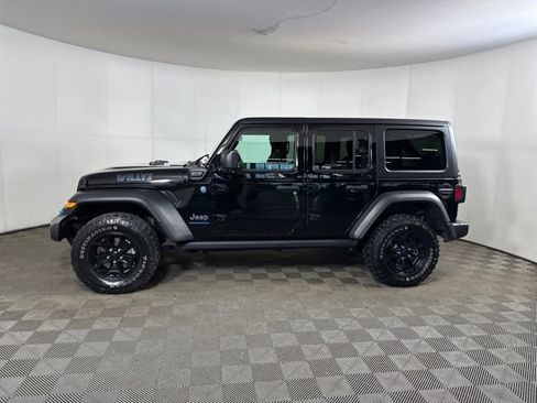 Used 2023 Jeep Wrangler Unlimited w/ Cold Weather Group image 6