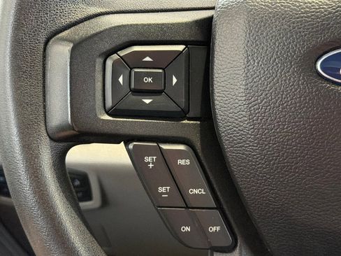 Used 2018 Ford F250 XLT w/ XLT Premium Package AWD/4WD image 28