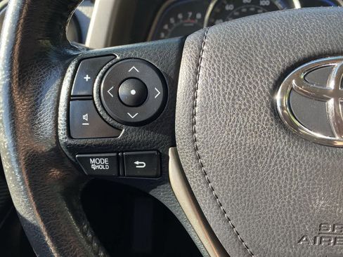 Used 2014 Toyota RAV4 Limited w/ Technology Package AWD/4WD image 22