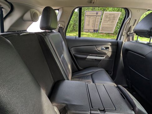 Used 2013 Ford Edge Limited image 29