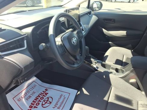 Used 2026 Toyota Corolla LE FWD image 13