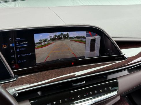 Used 2023 Cadillac Escalade ESV Sport Platinum w/ LPO, ONYX Package RWD image 28